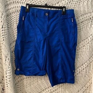 Chicos sz 2 (XL) blue shorts, legs are convertible can row up pretty royal blue